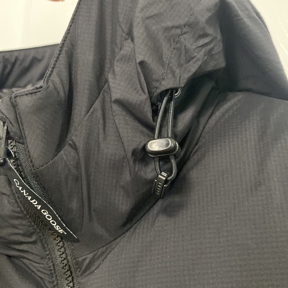 Women Canada Goose Jacket - Picture 4 of 16